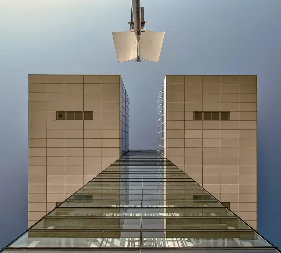 Schmidtke, Holger: Look up !