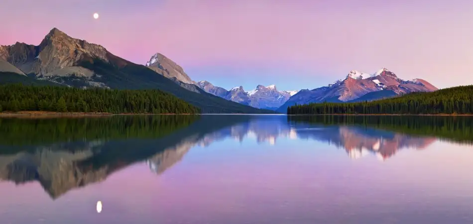 Zhang, Yan: Maligne Lake