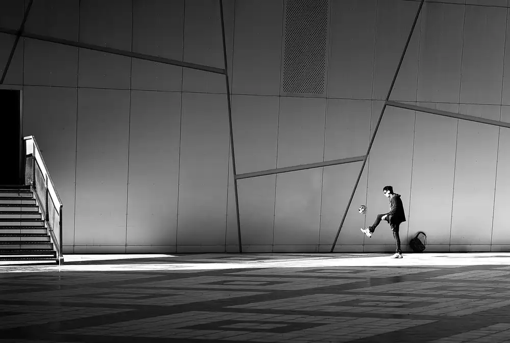 Blatt, Nir: Allein