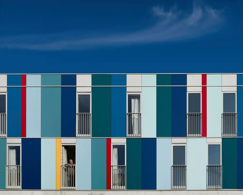 (laGrange), Vangindertael Luc: Adoro la mia residenza blu
