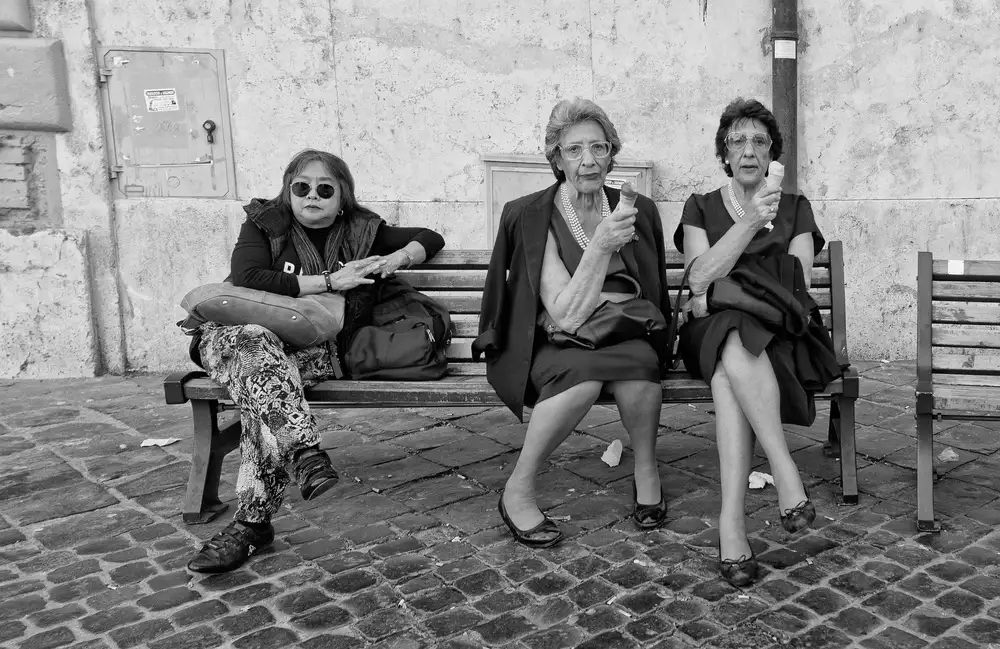 Grifantini, Lorenzo: The bench
