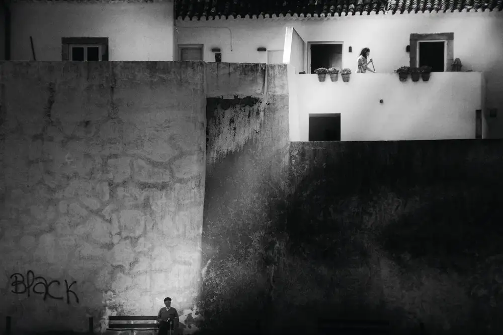 Mexia, Laura: Paint It, Black