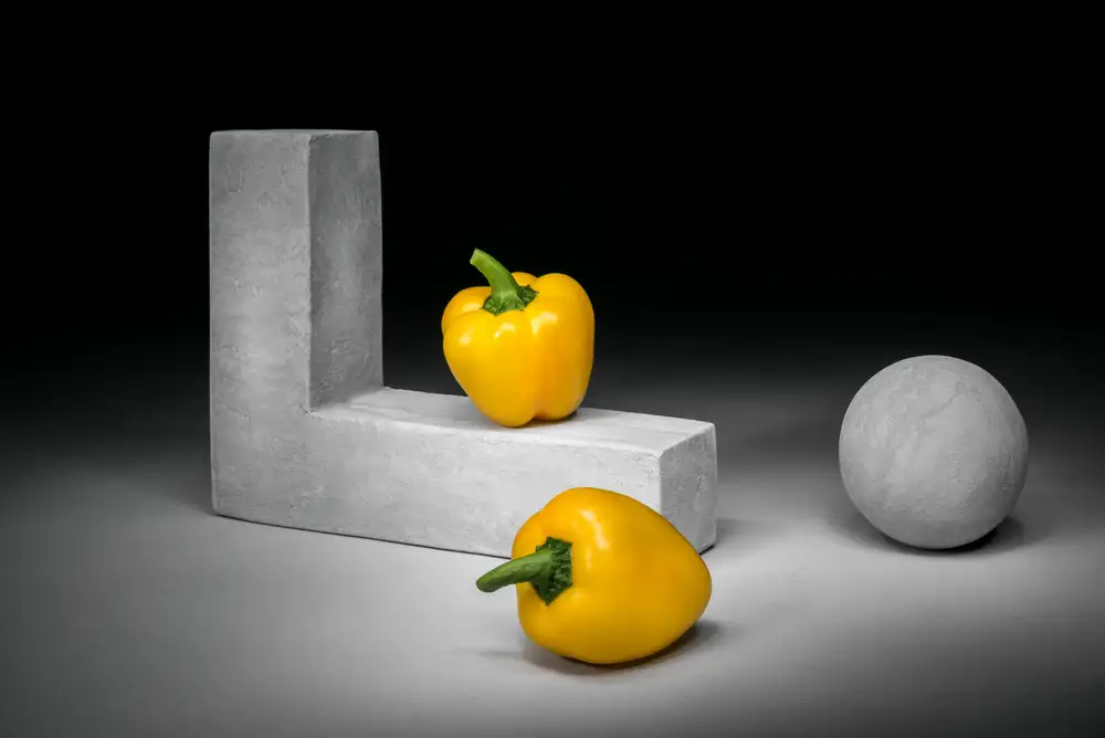 Verot, Christophe: Yellow bell peppers