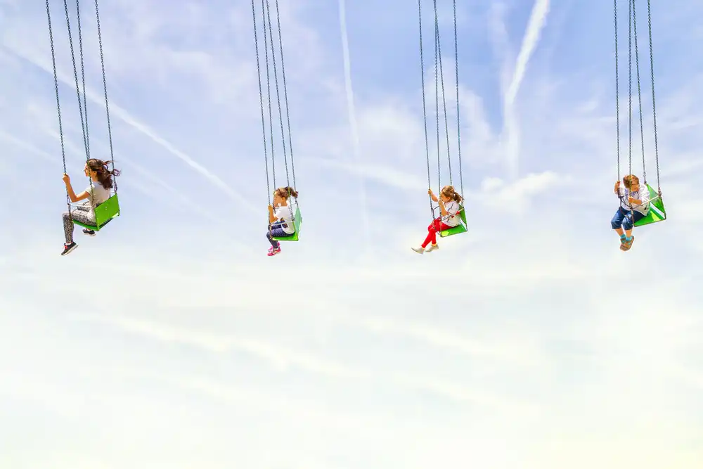 Cinteza, Marius: Heads in the clouds!