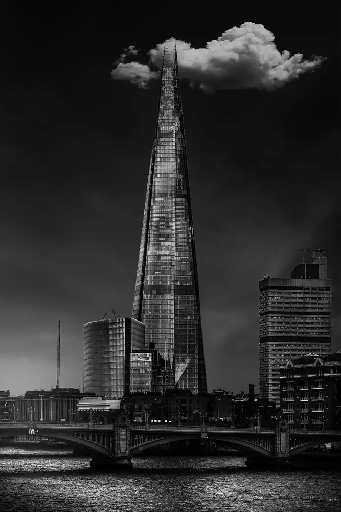 Carvalho, Jackson: Over the Shard