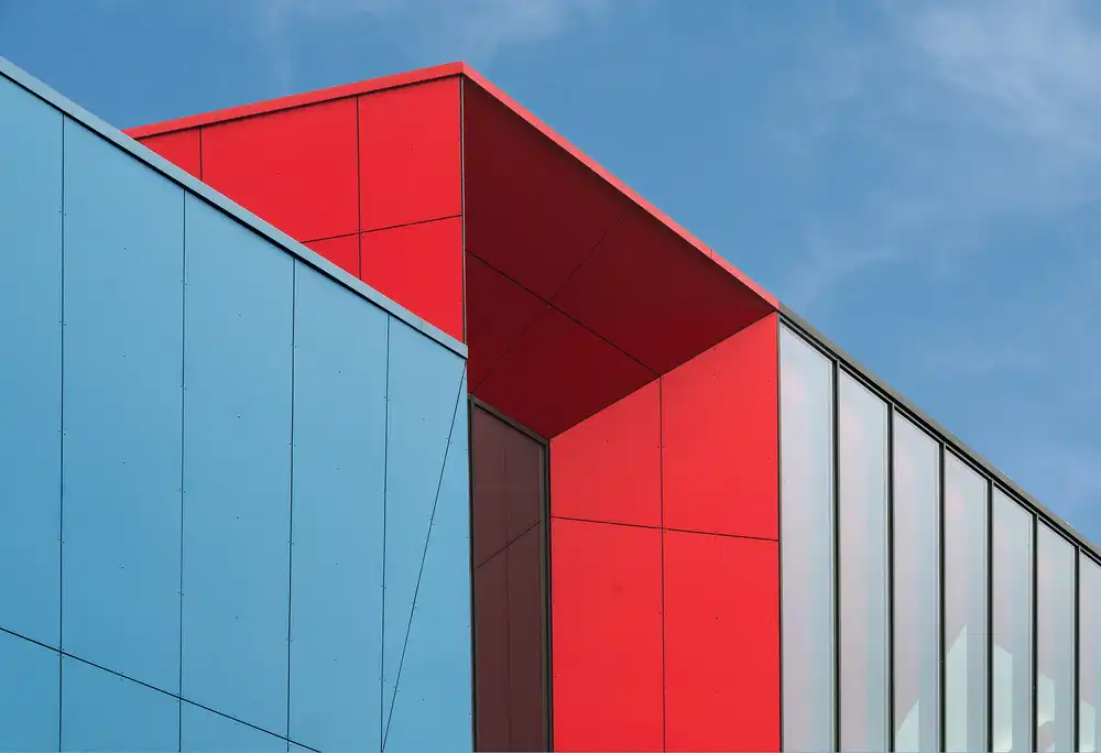 Maastricht, van Henk: Media markt detail