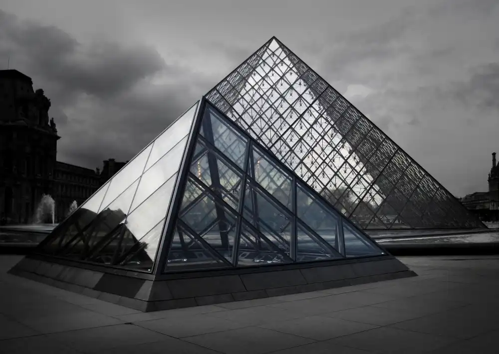Stefan, Jacek: Immortal shape