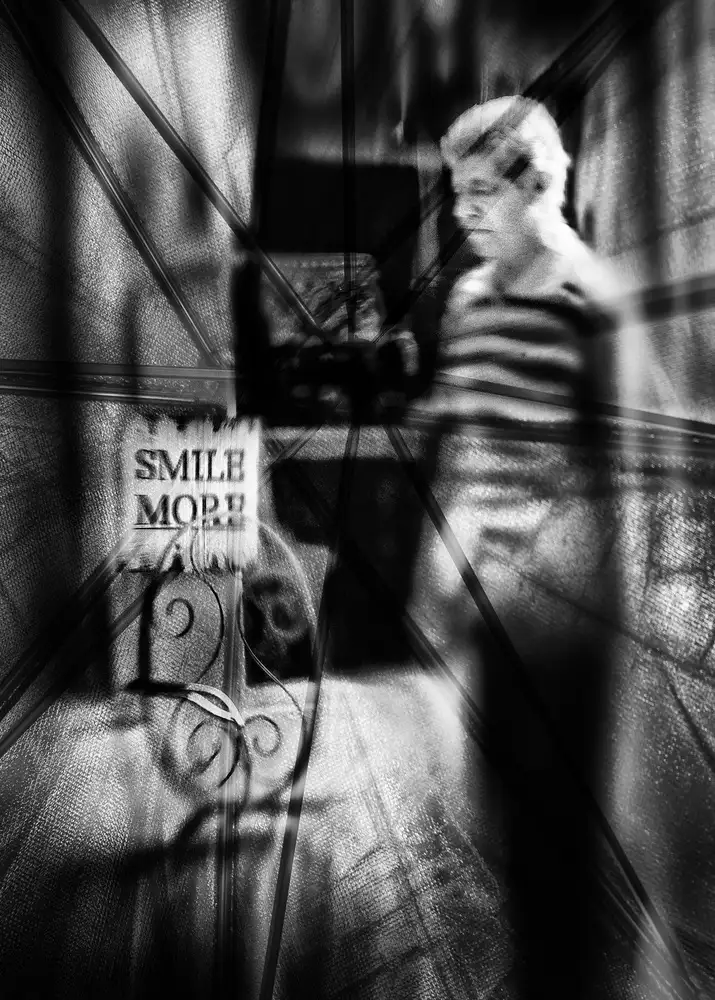 Tänzer, Ina: Smile more.....