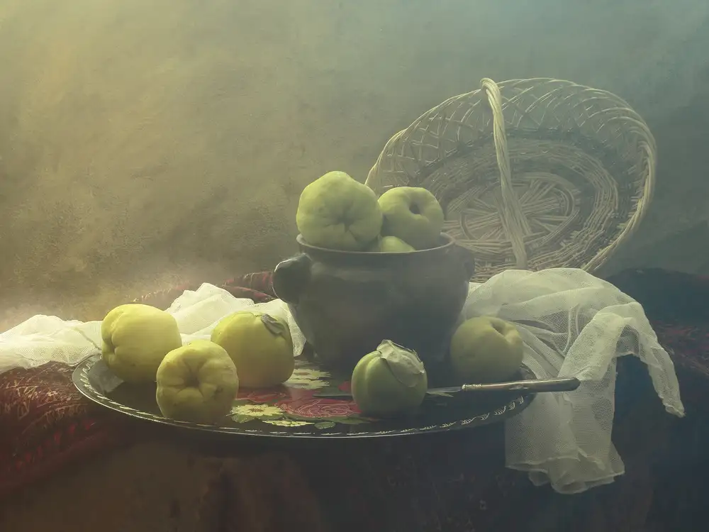 UstinaGreen: Still Life with Quince