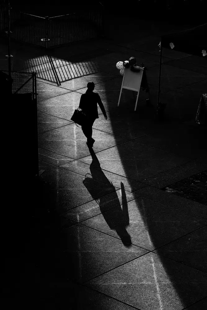 Wang, Jian: Luces y sombras