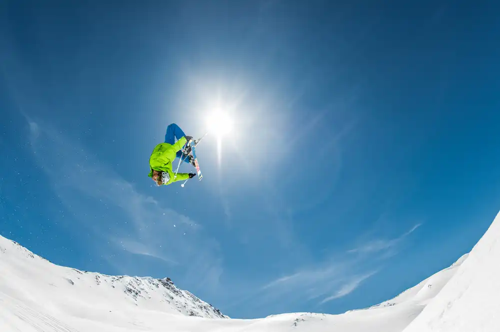 Verbiest, Eric: Backflip crossed skis
