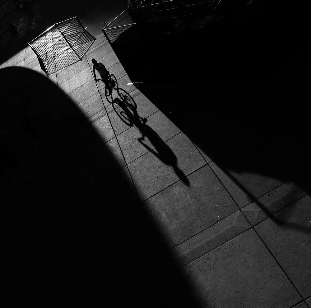 Wang, Jian: Luces y sombras