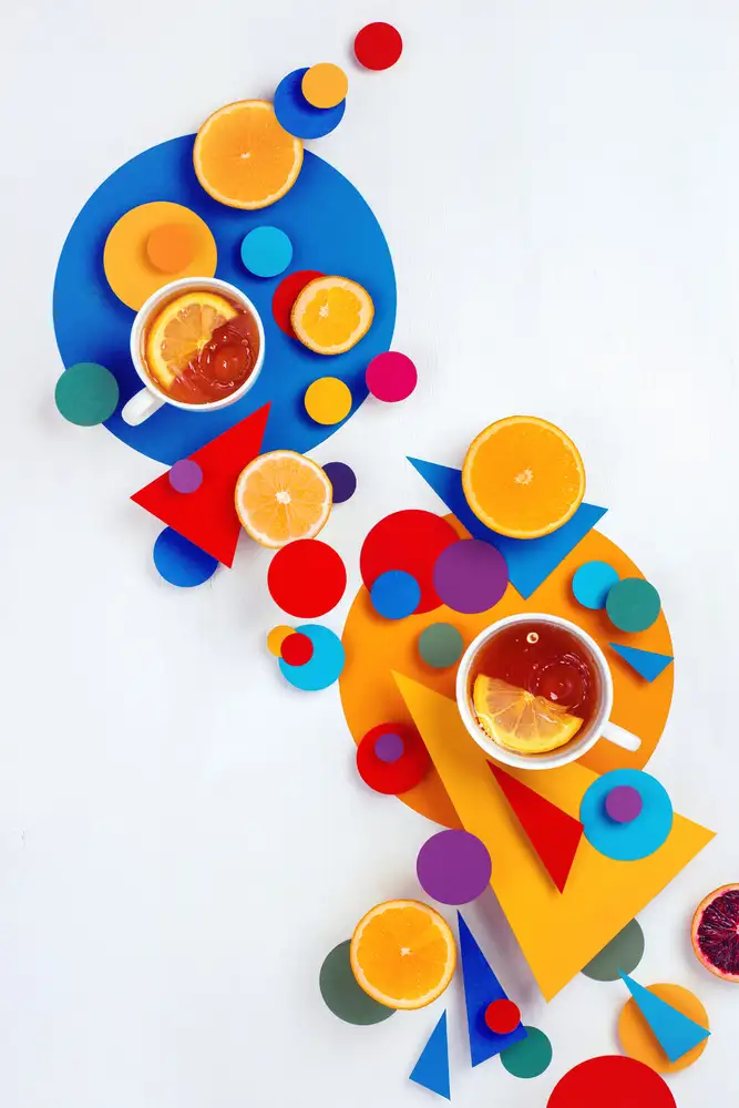 Belenko, Dina: Suprematic tea party