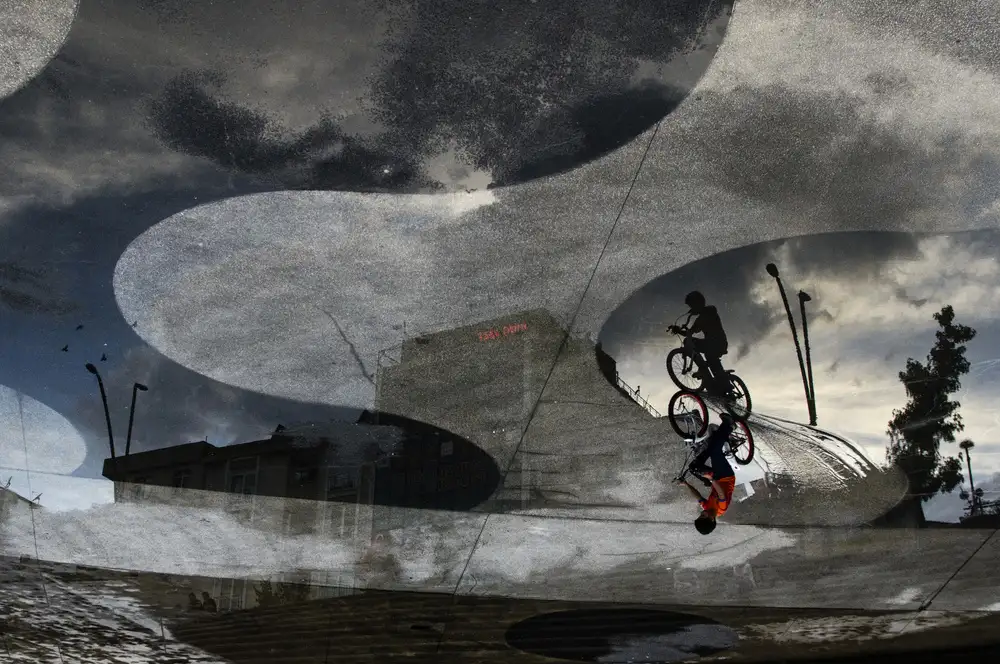 Kadir: Bicycle and child