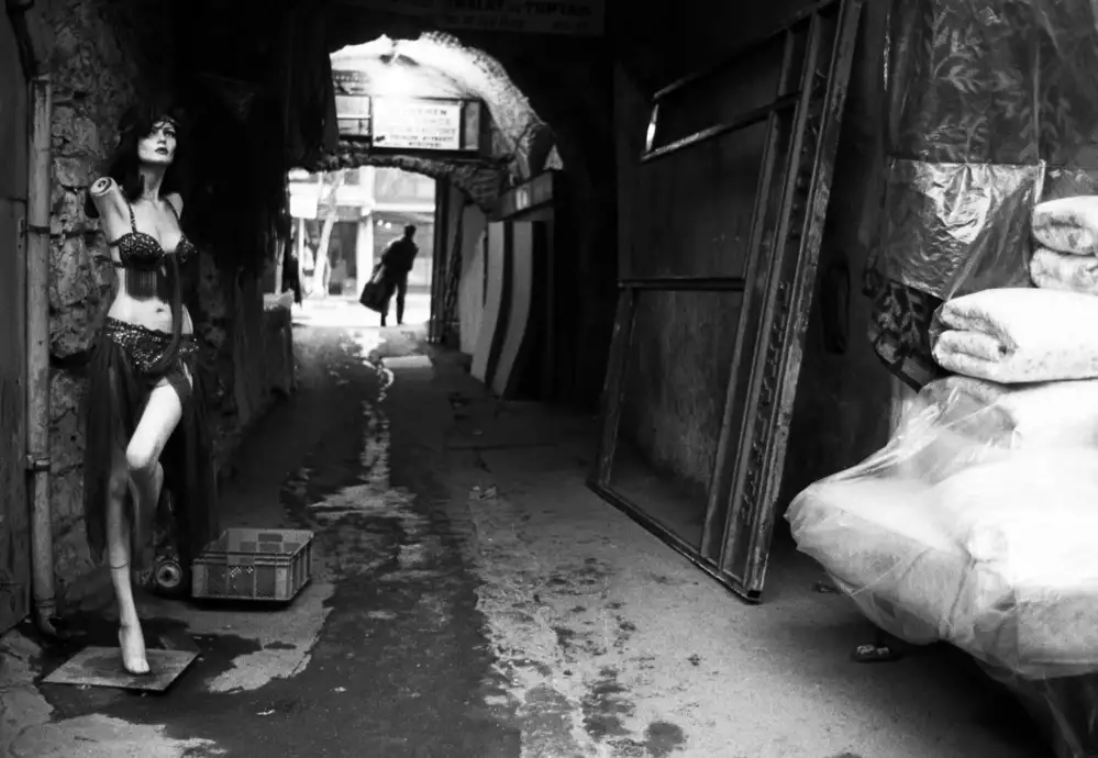 Matthes, Dieter: Leaving (from my series Alone)