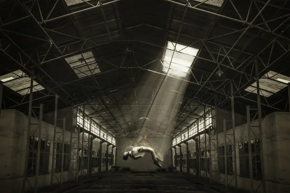 Eslamzadeh, Milad: light me up