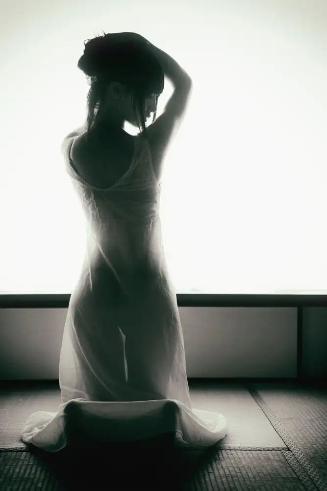 Kiyota, Daisuke: her back