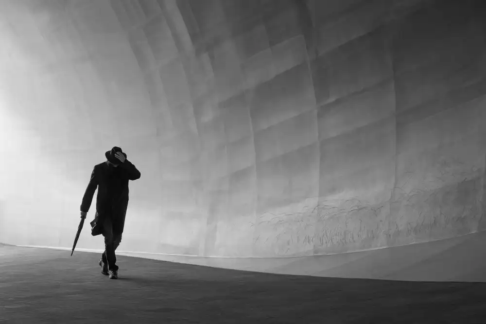 Hoog, de Roelof: Against the wind