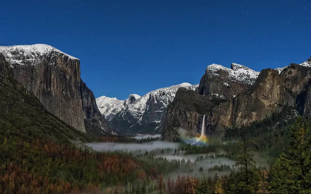 Zhu, Hua: Bridalveil Fall Moonbow