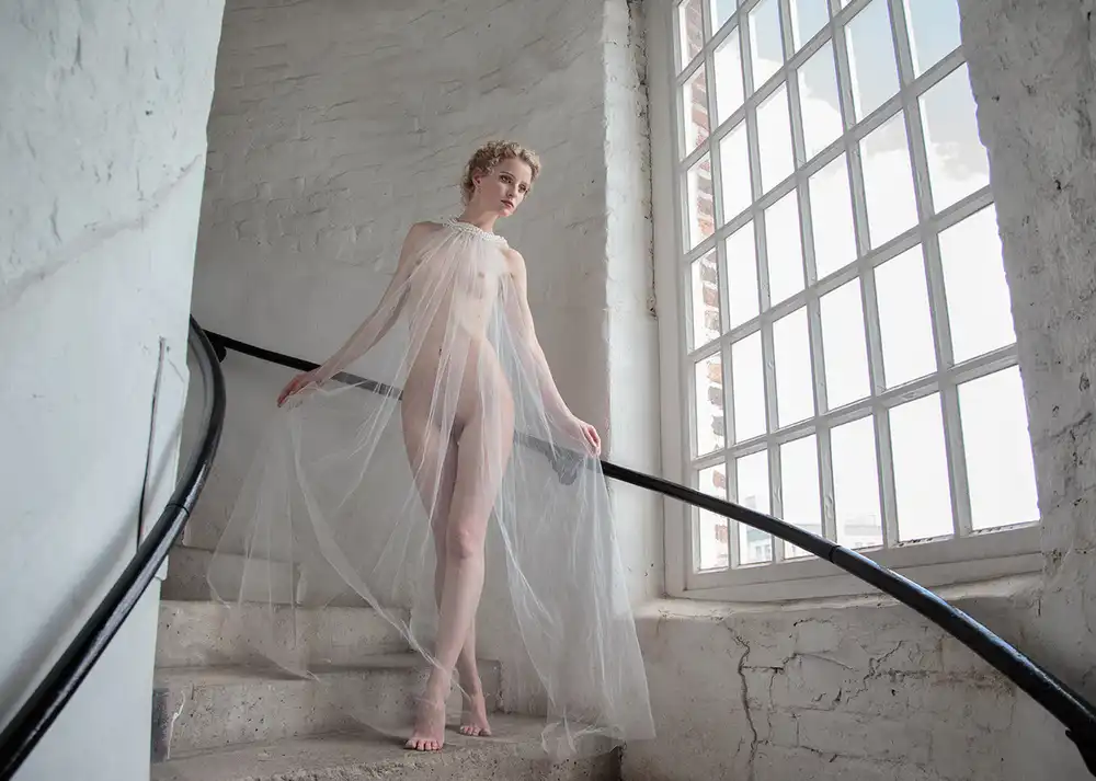Wilkinson, Hugh: Lady In The Stairwell
