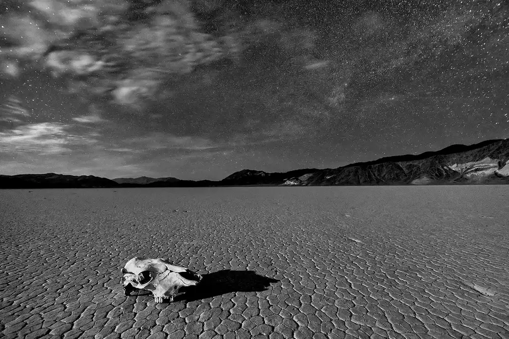 Zhu, Hua: Death Valley bei Mondschein