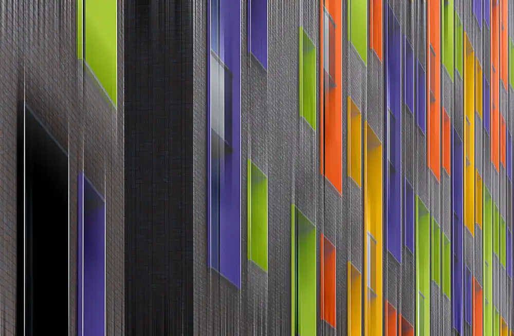 Maastricht, van Henk: Facade abstract
