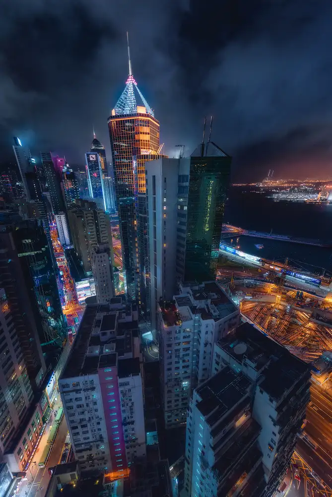 la, De Javier: Létání v Hong Kongu
