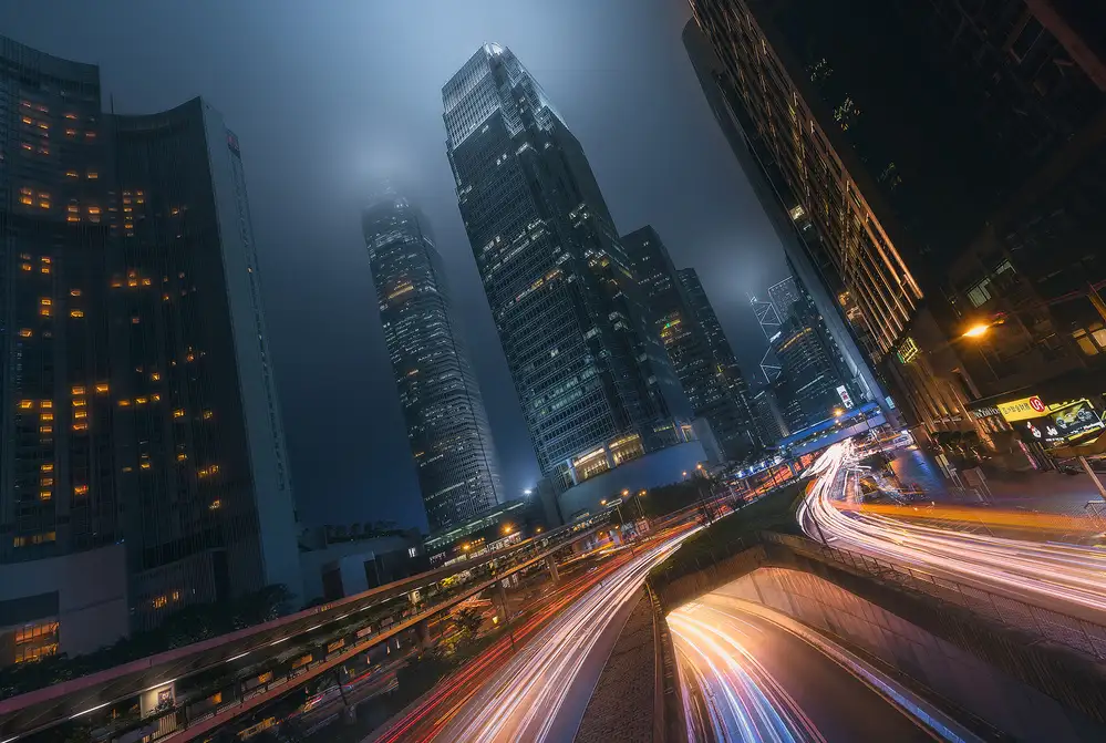 la, De Javier: Řízení Hong Kong