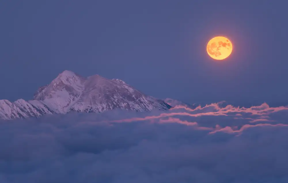 Krivec, Ales: Super moon rises