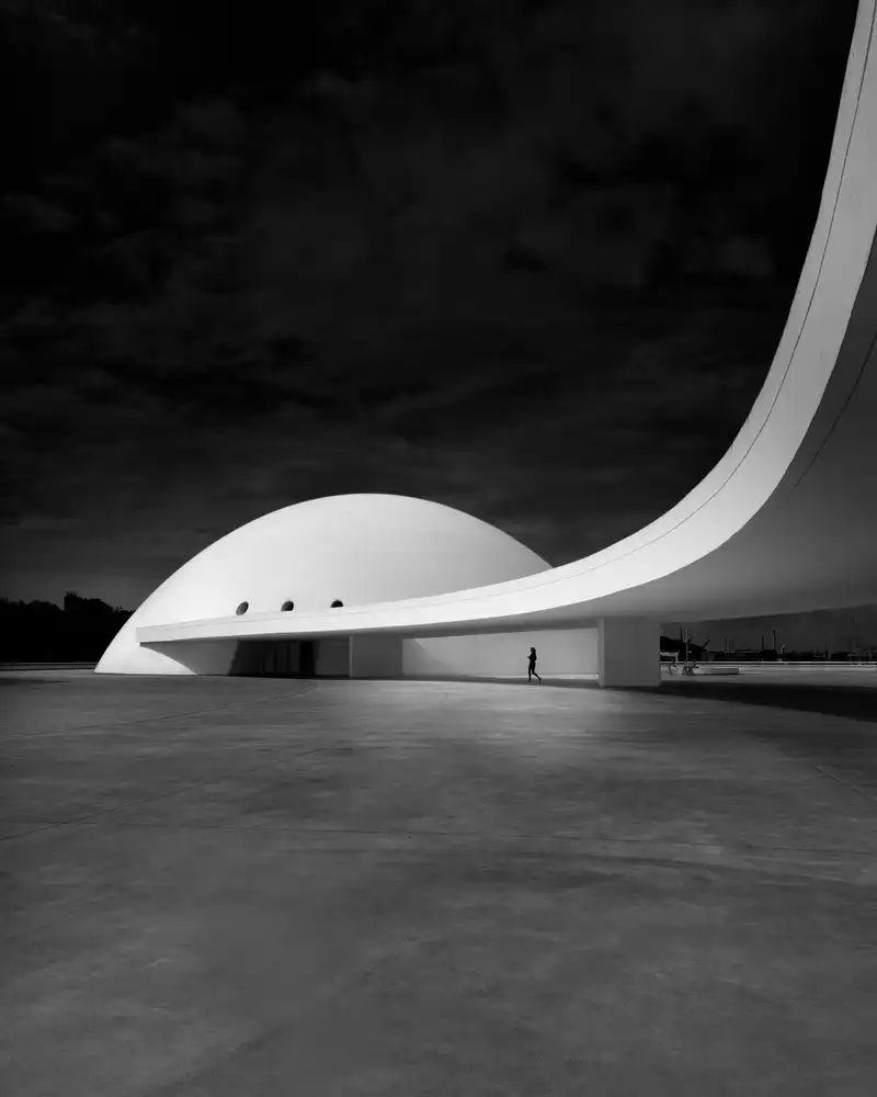 Azevedo, Olavo: LIGHT CONTRASTS