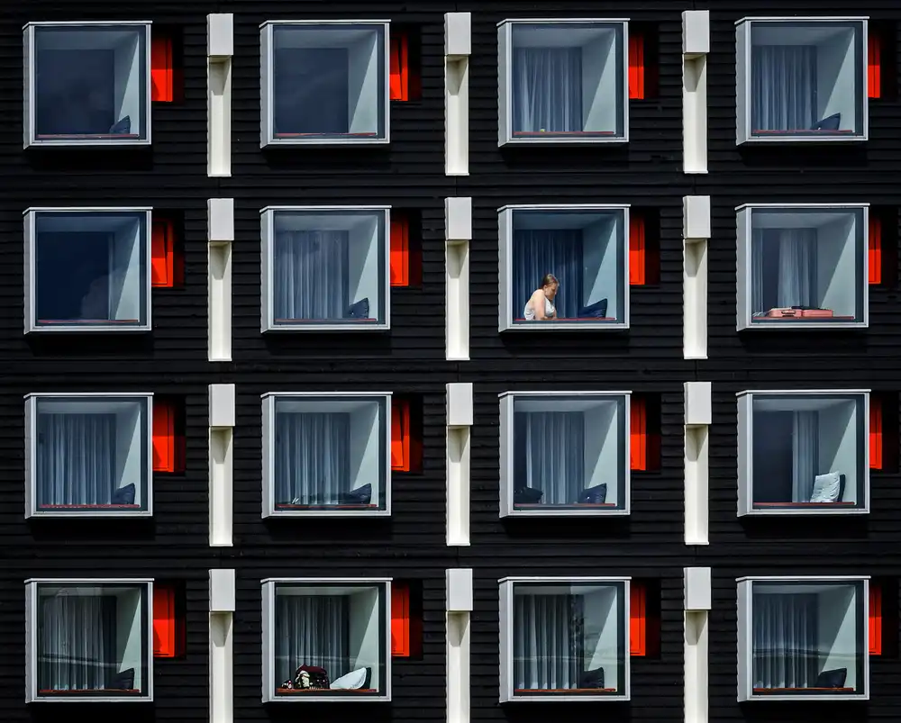 Maastricht, van Henk: Hotelfenster