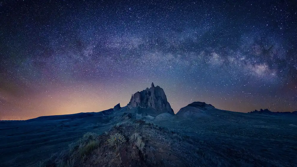 Zheng, Michael: Nave Roccia Sotto Il Cielo Notturno