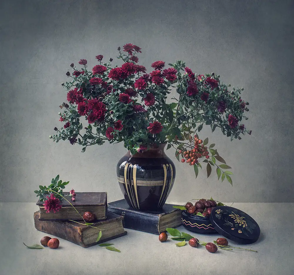 Dim, - Dimitar: Chrysanthemums, old books and chinese date