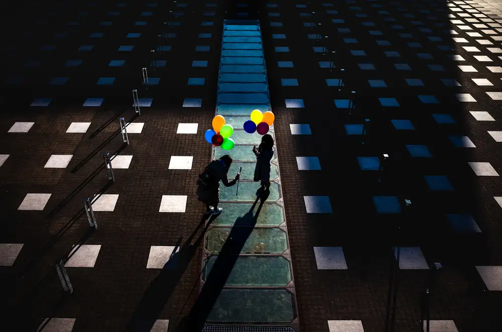 Hashimoto, Tetsuya: Palloncini all'ombra