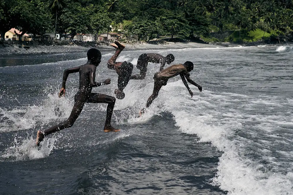 Godinho, Luís: Jumps