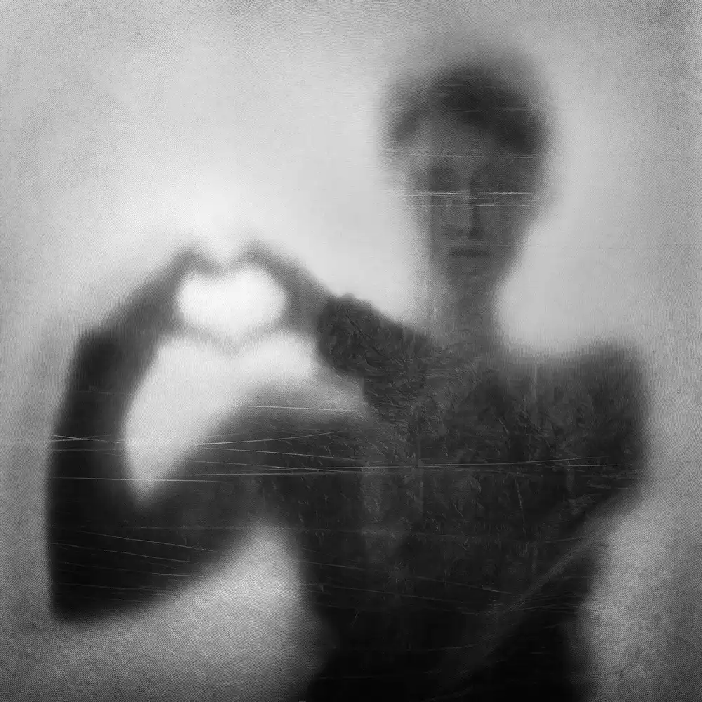 Schleicher-Schwarz, Roswitha: cuore sopra la testa