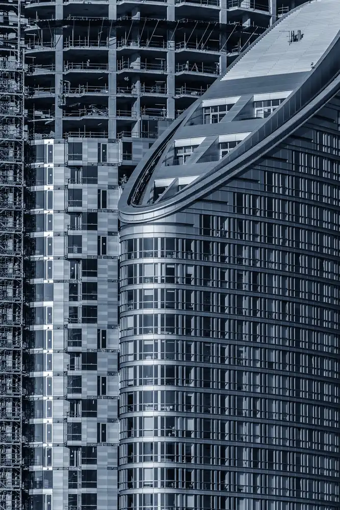 Hamilton, Chris: Modern high rise