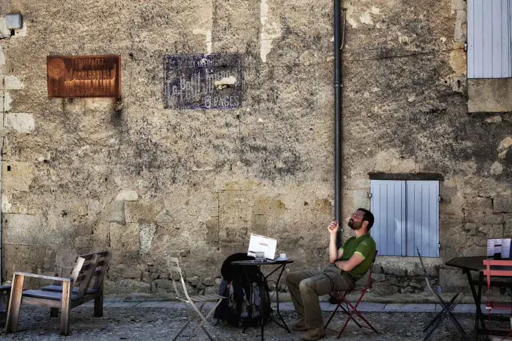 Yvette,,,, Depaepe,,,,: Riportare indietro l'orologio nei villaggi nascosti (1)