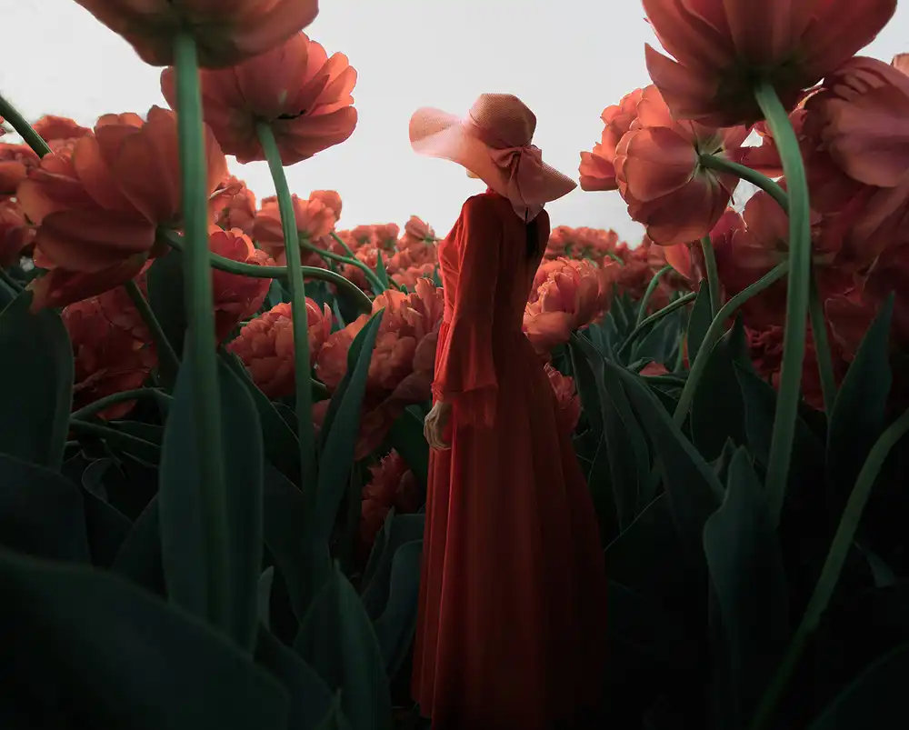 Shanyewuyu: Woman and flower