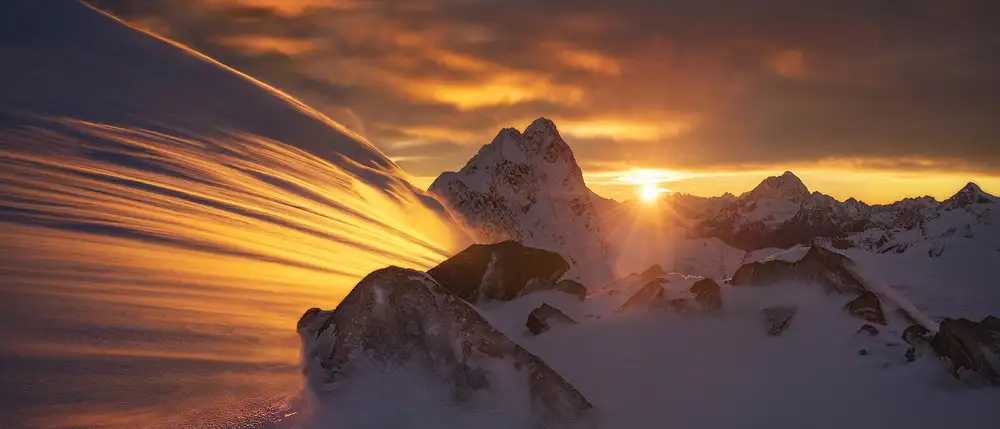 Zhang, Yan: Luce del ghiacciaio