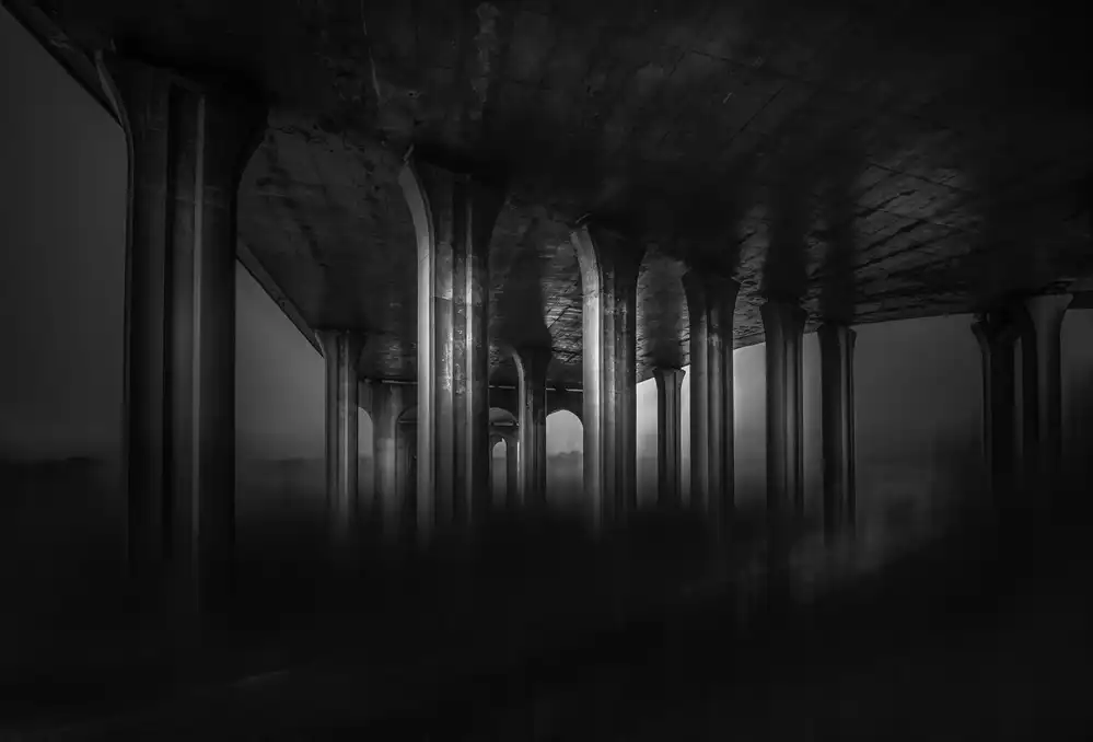baidongyun: Unter der Brücke