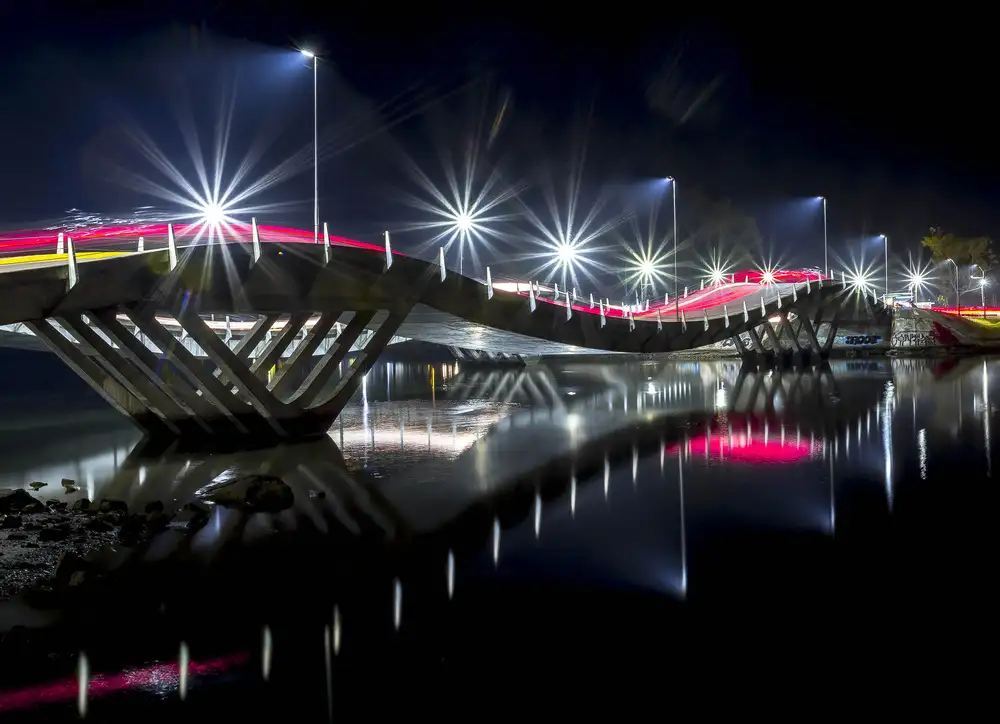 Báez, González Ihosvanny: Puente de olas