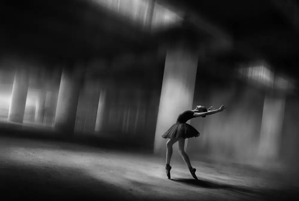 Kisworo, Sebastian: Sole Dancer