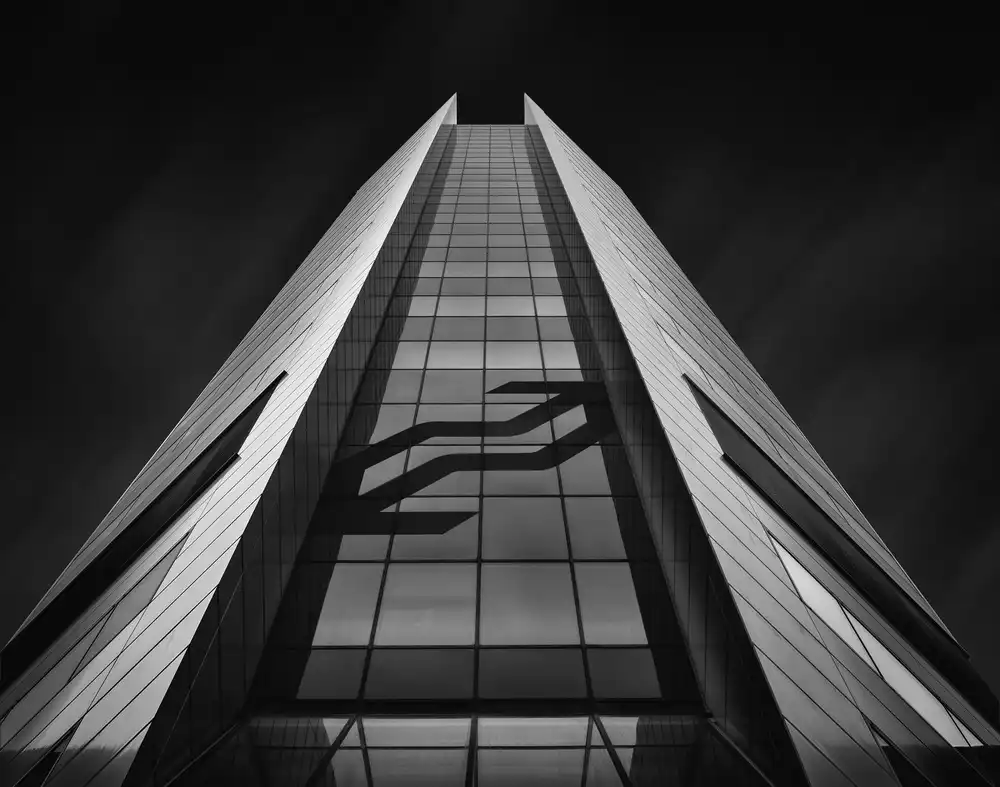 Robert: Head office