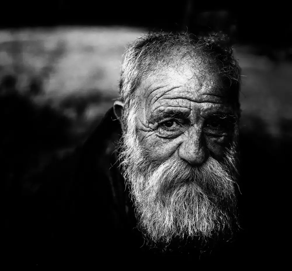 Kızıltug, Ates Ömer: Sin nombre