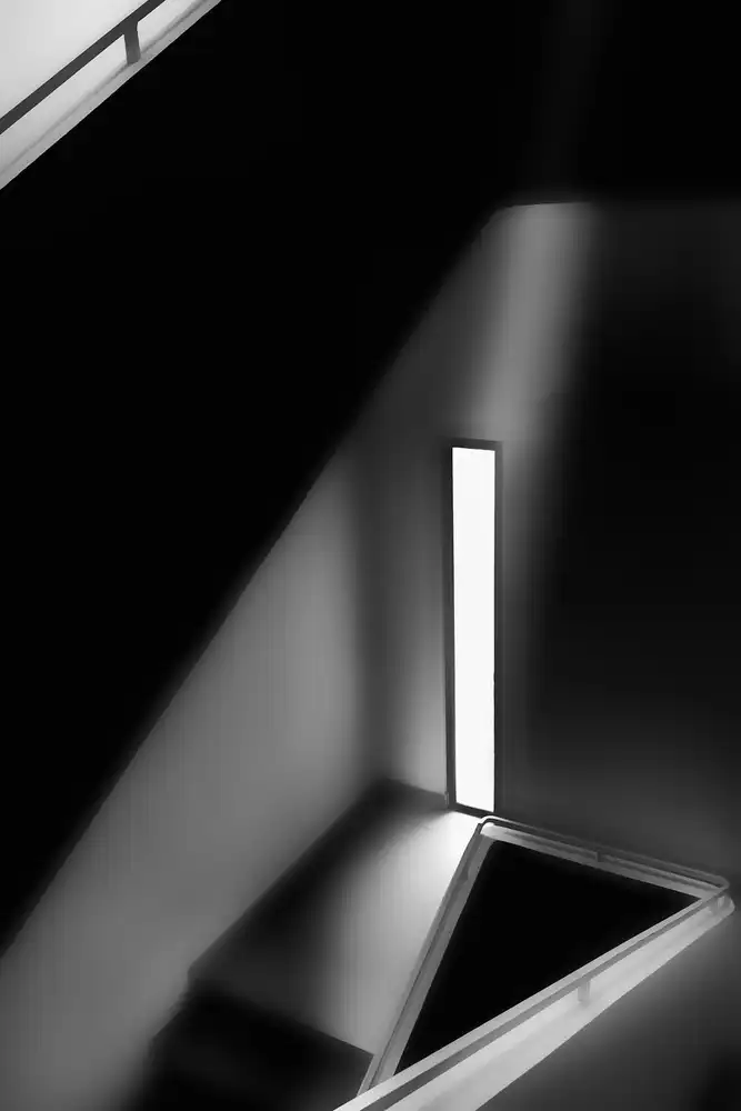 Azevedo, Olavo: Light contrasts