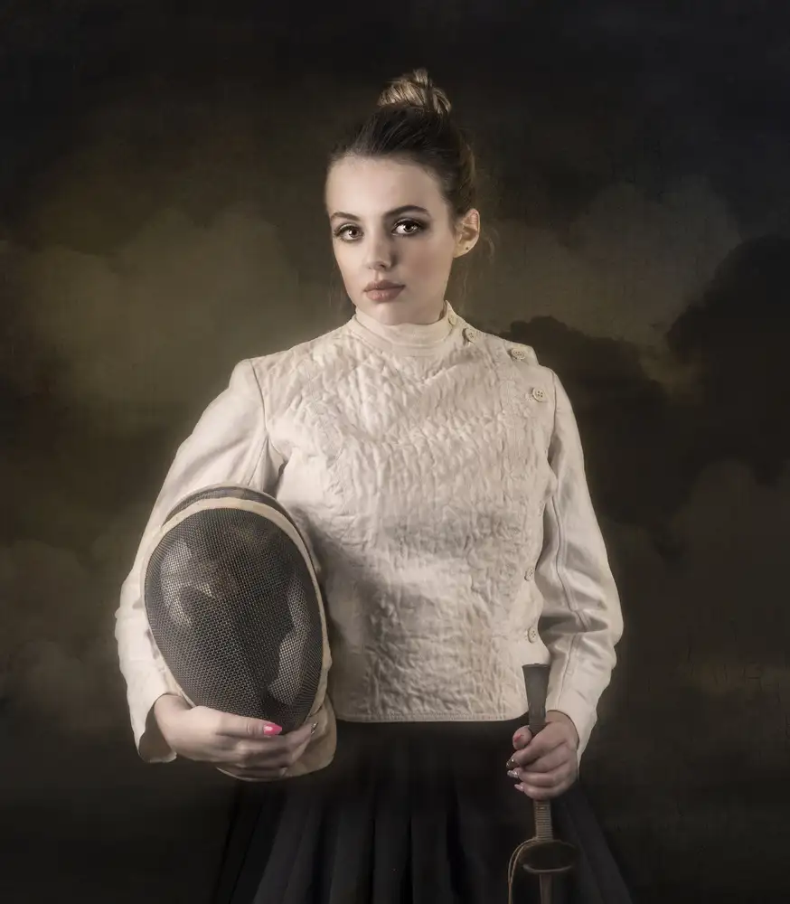 Blease, Joan: Fencer