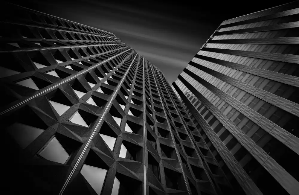 Mazouz, Oussama: Eternal shadows IV