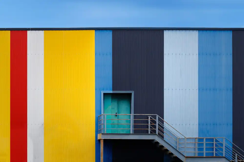 Novillo, Alfonso: Color Facade