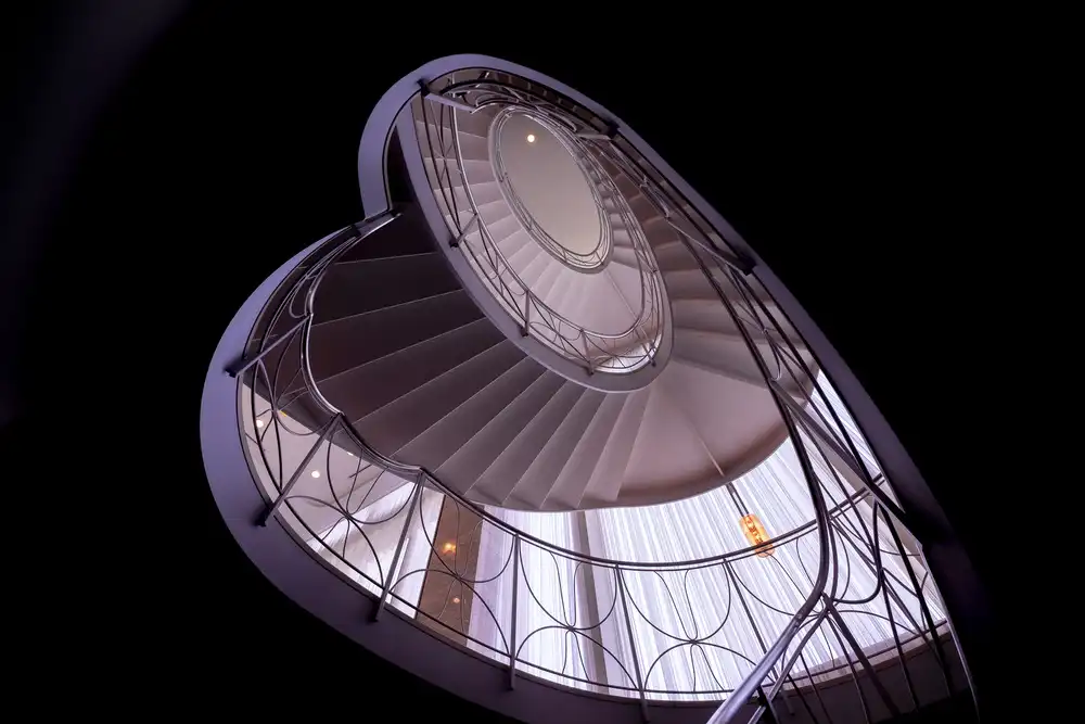 Hara, Tomoshi: Spirale a forma di cuore